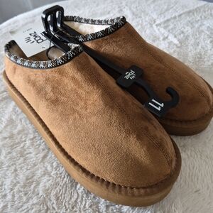 NWT Pawz Women's Sz 11 Hazel Platform Microsuede Clog Slippers Faux Fur Lining